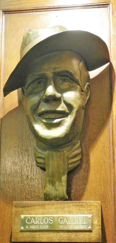 Büste Carlos Gardel-Cafe Tortoni/Buenos Aires