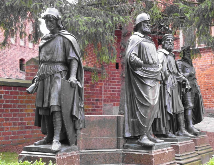 Großmeister Denkmal/Marienburg